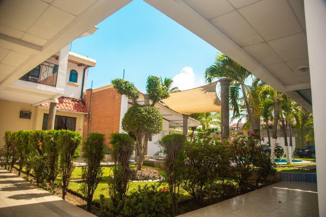 Hotel Santa Elena Antiguo Cuscatlán Exterior foto